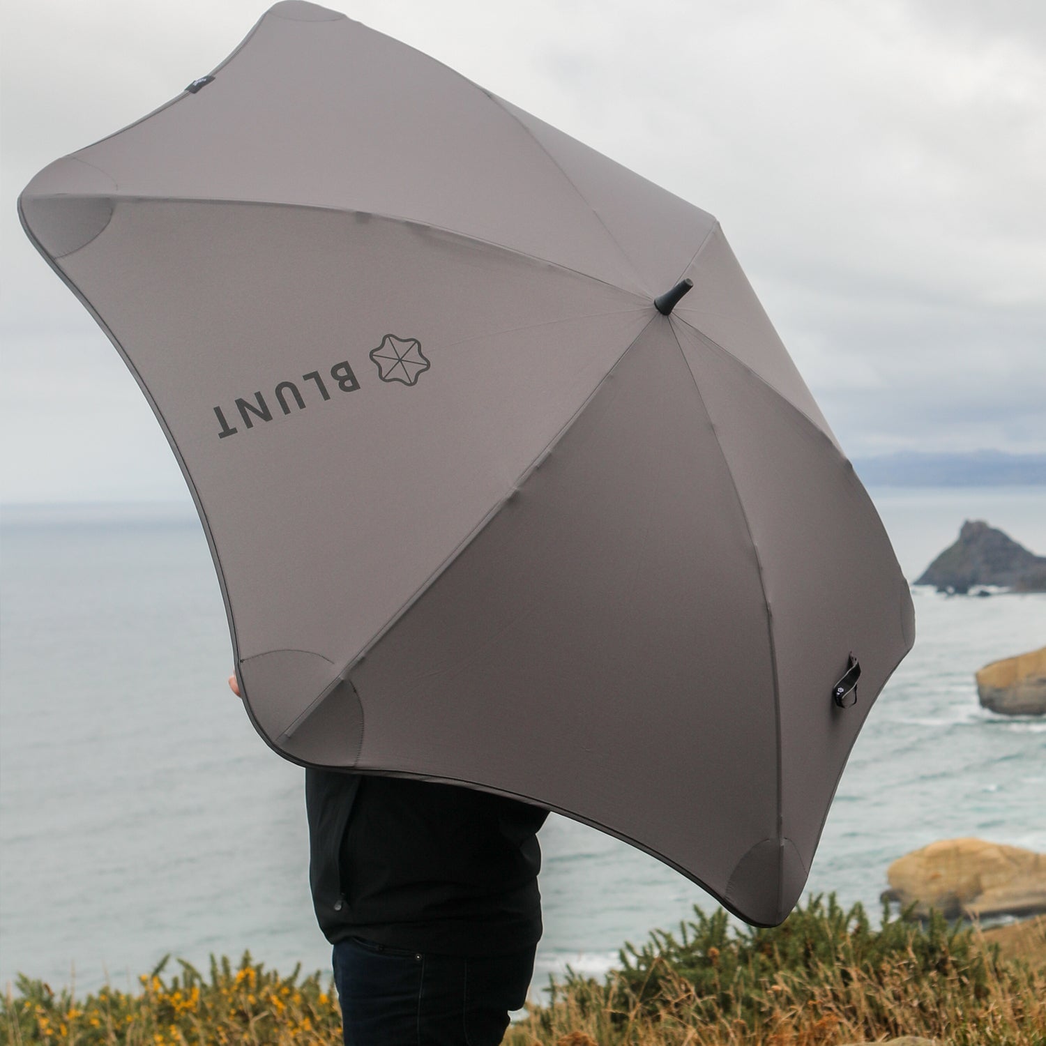 Blunt Sport Umbrella Accessories promohub